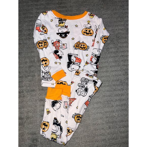 Halloween PEANUTS size 4T Halloween Pajama Set 2-piece SNOOPY/LUCY pumpkins bat - Picture 3 of 3